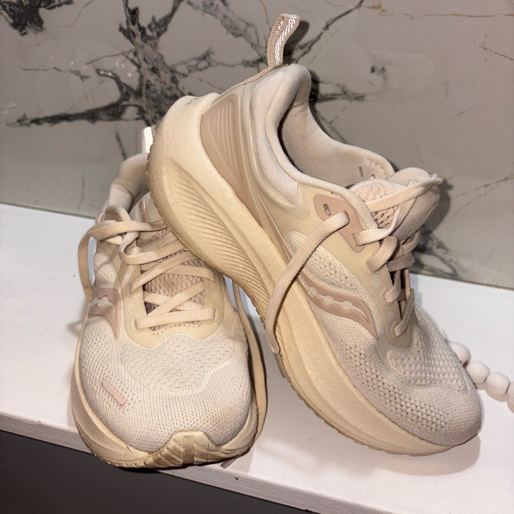 Saucony Women's Athletic Sneakers in Cream Beige